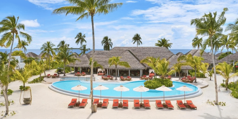 Iru Veli (13) Iru Veli 13 WOLO Travel